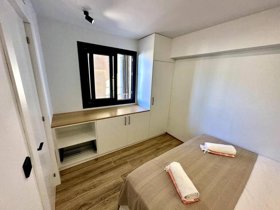 Apartamento Moderno Y Acogedor Con Terraza “ Llebeig” *